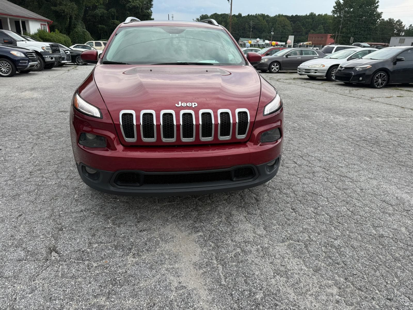 2017 Jeep Cherokee thumbnail 3