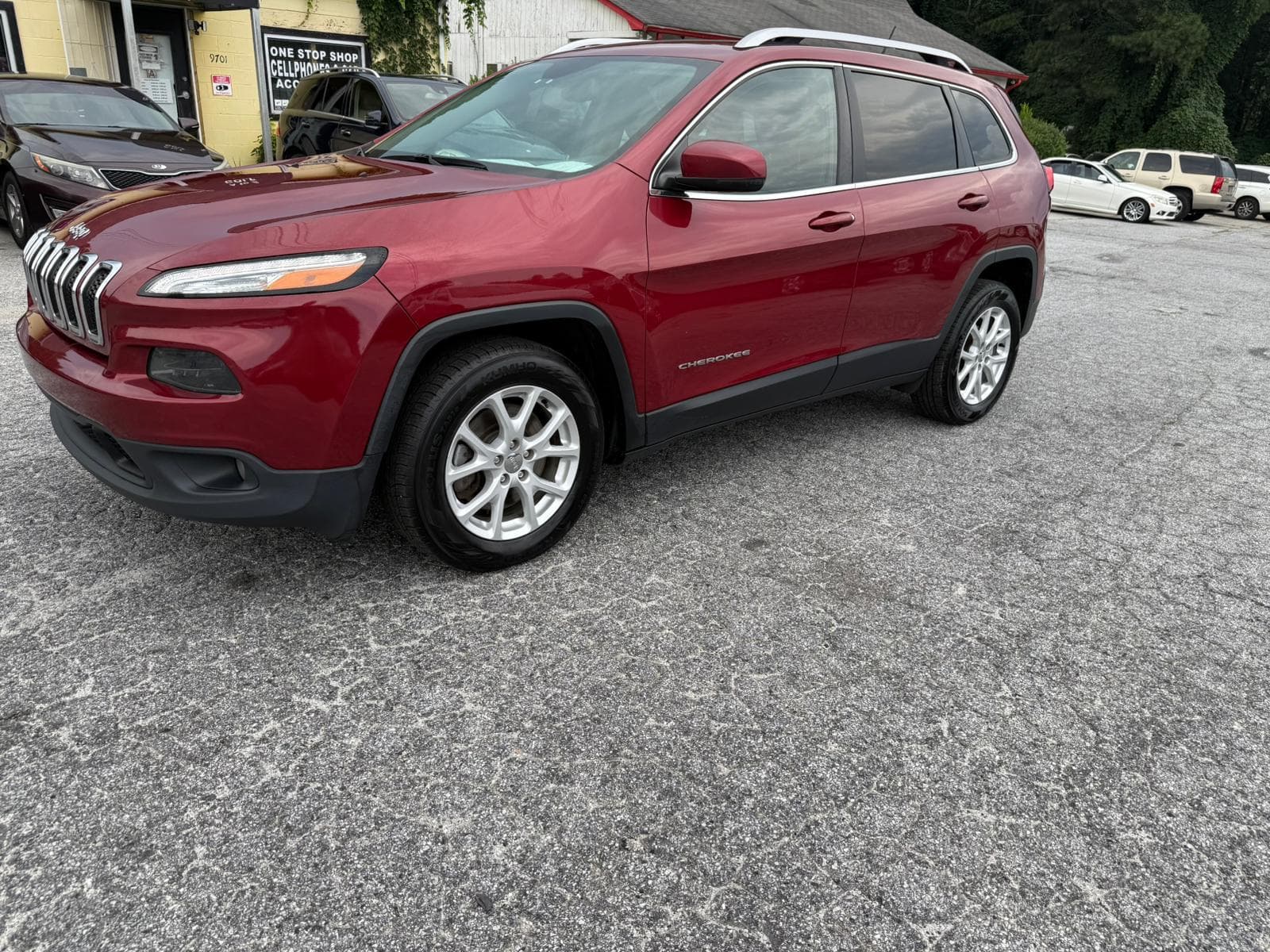 2017 Jeep Cherokee thumbnail 14