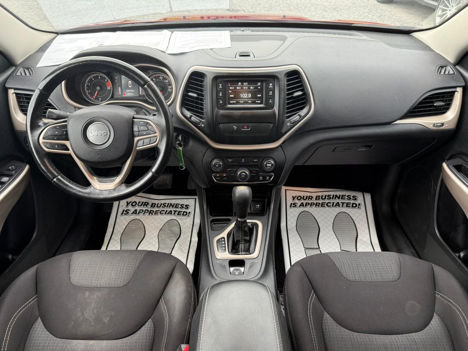 2017 Jeep Cherokee thumbnail 16
